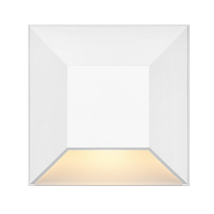 Hinkley Nuvi Landscape Step & Deck Light
