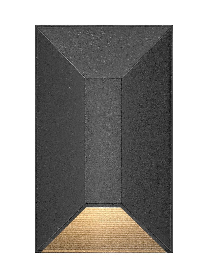 Hinkley Nuvi Landscape Step & Deck Light