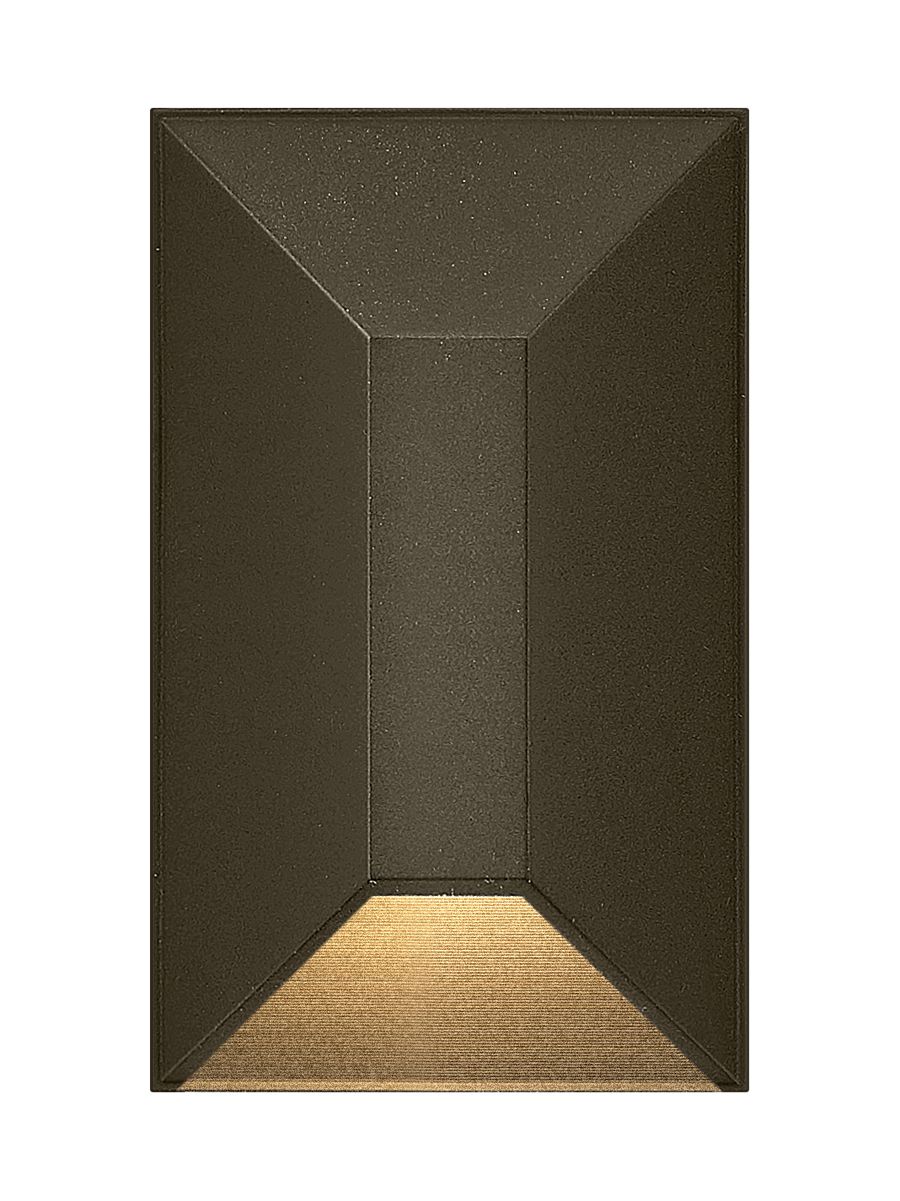 Hinkley Nuvi Landscape Step & Deck Light