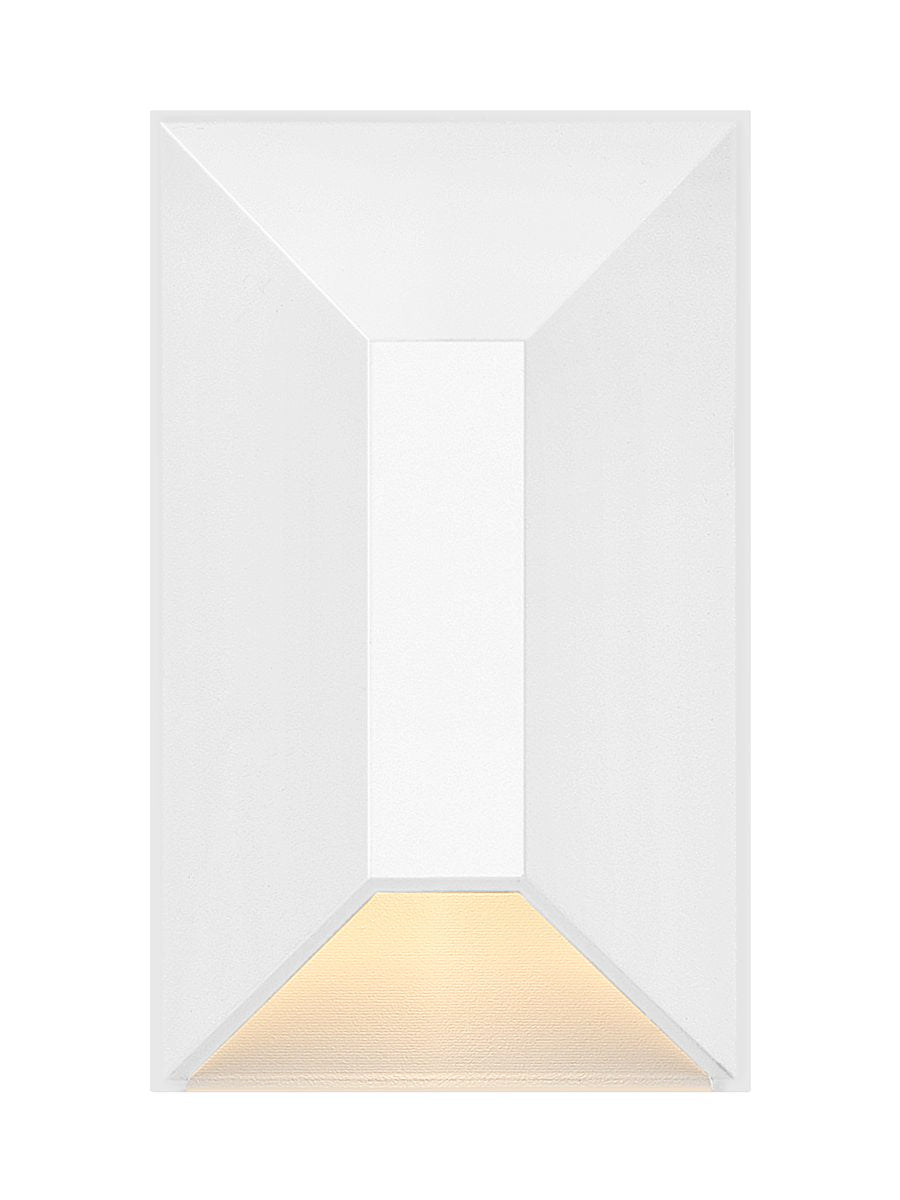 Hinkley Nuvi Landscape Step & Deck Light