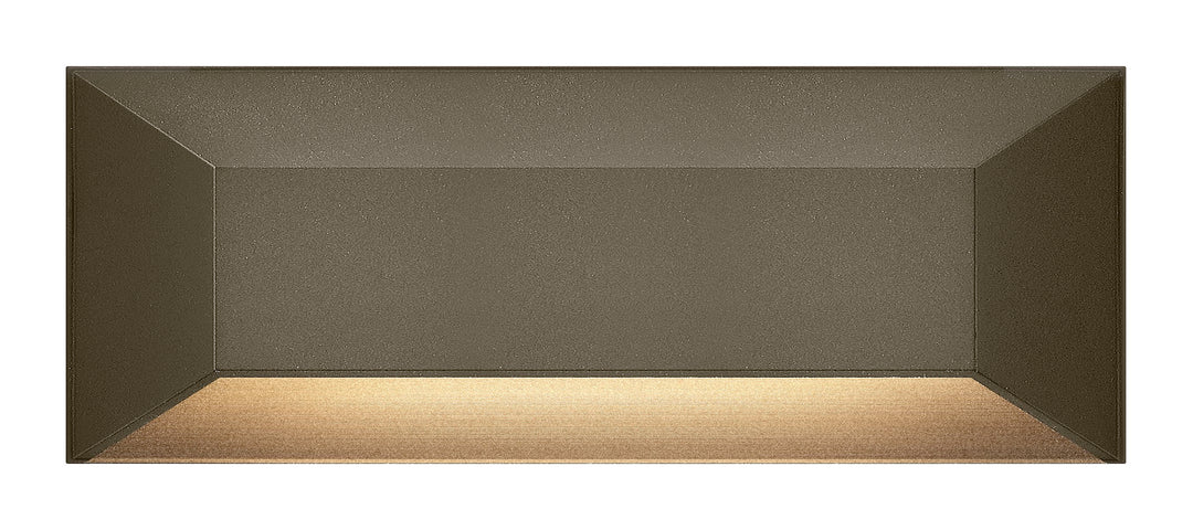 Hinkley Nuvi Landscape Step & Deck Light