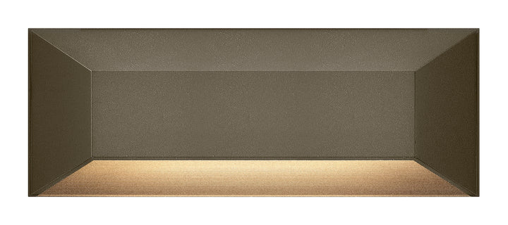 Hinkley Nuvi Landscape Step & Deck Light