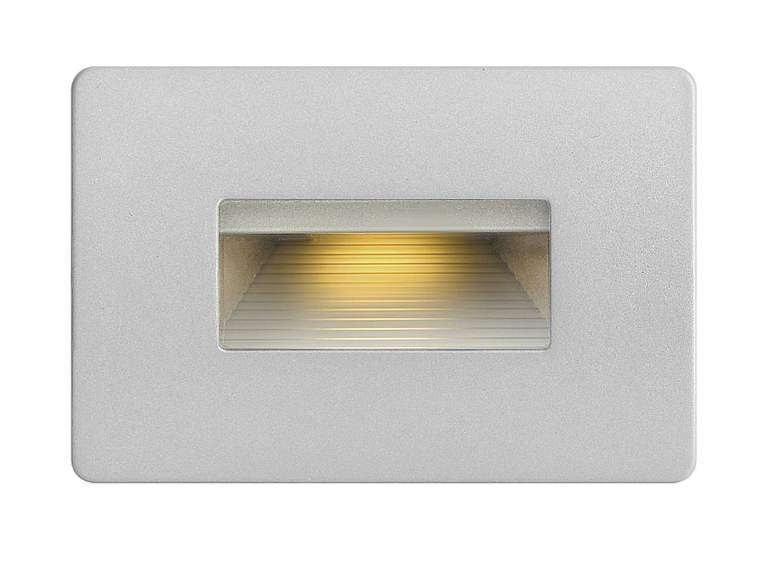 Hinkley Luna Landscape Step & Deck Light LED 2700K Step Light 12v Horizontal Titanium 15508TT