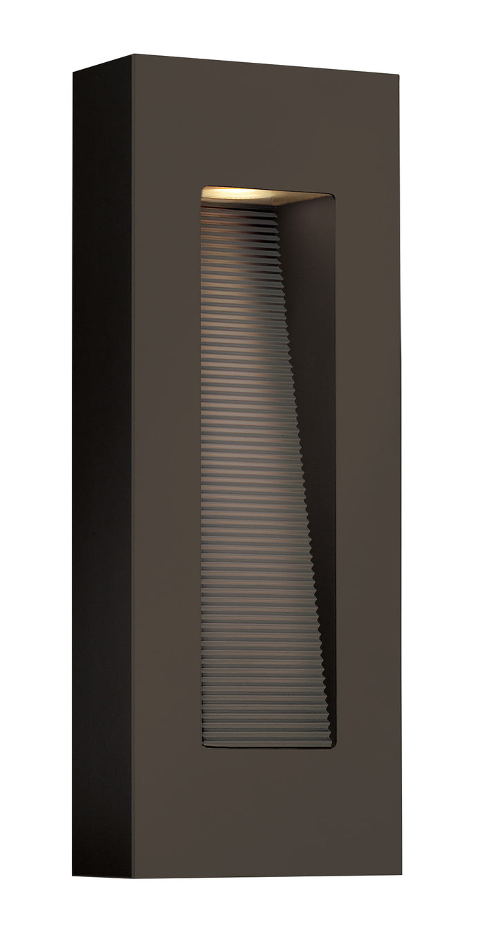 Hinkley Luna Outdoor Wall Light Medium LED Wall Sconce Bronze 1668BZ-LED