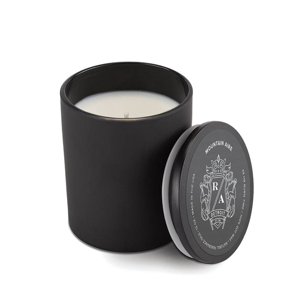 Regina Andrew Mountain Aire 12 oz Candle