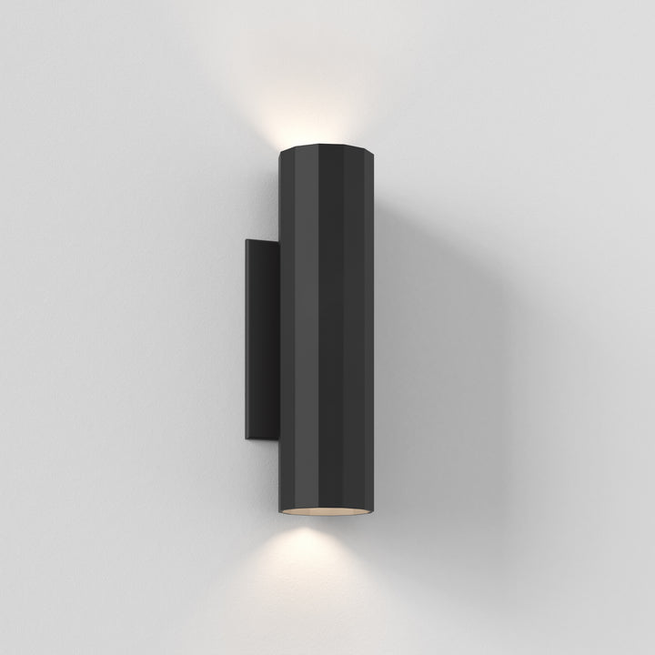 Astro Lighting Hashira 300 - Matt Black