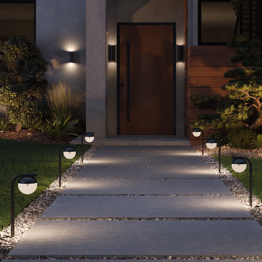 Hinkley Realm Landscape Path Light