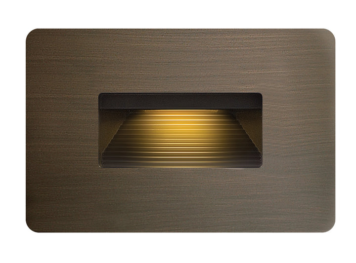 Hinkley Luna Landscape Step & Deck Light Hardy Island LED 2700K Step Light 120V Horizontal Matte Bronze 58508MZ