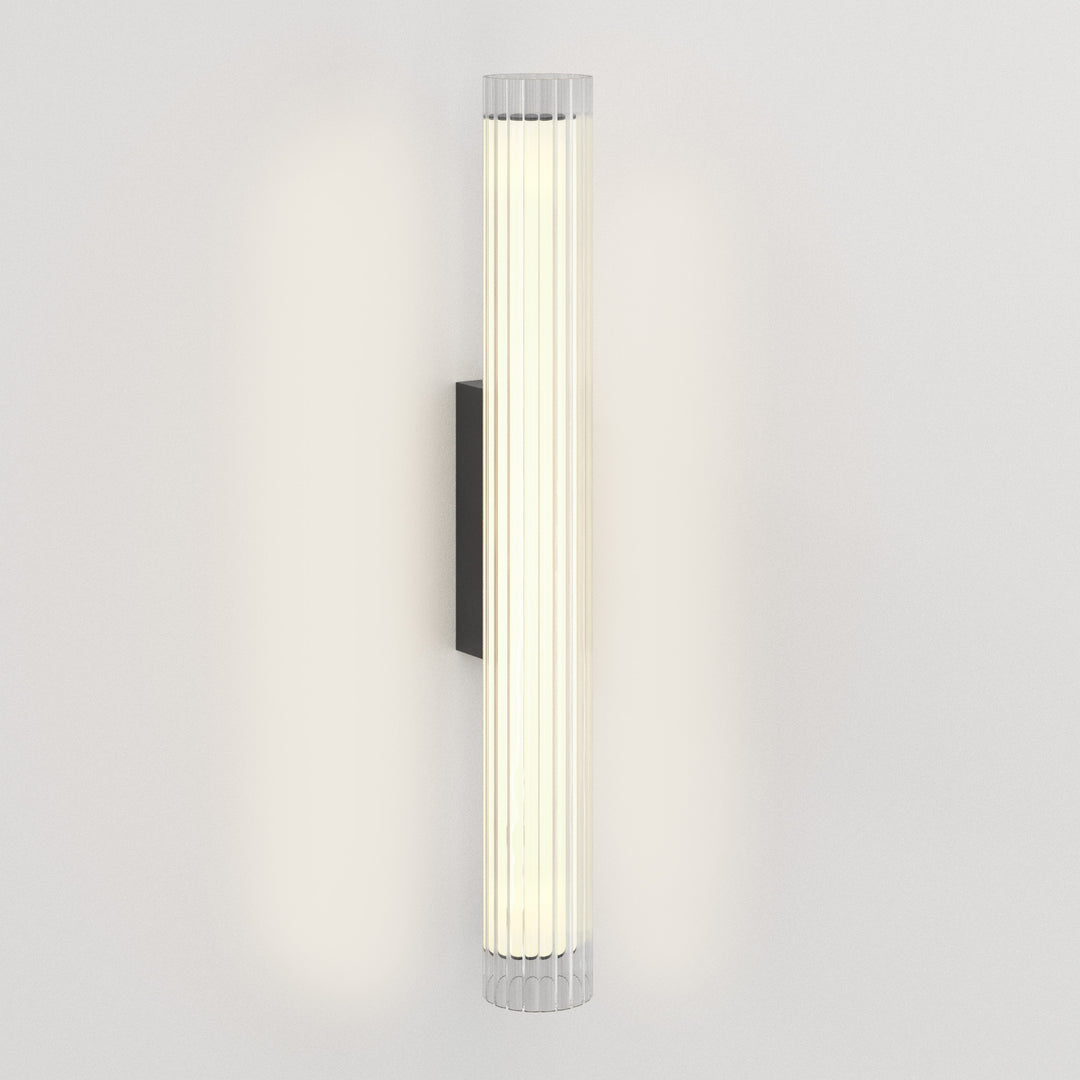 Astro Lighting io 665 2700K - Matt Black