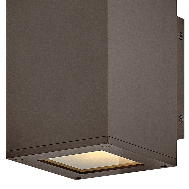 Hinkley Tetra Outdoor Wall Light