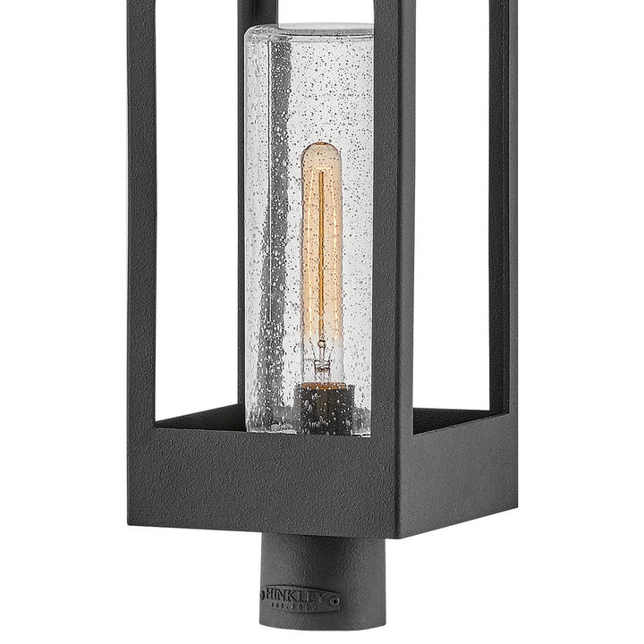 Hinkley Amina Outdoor Post Mount Lantern