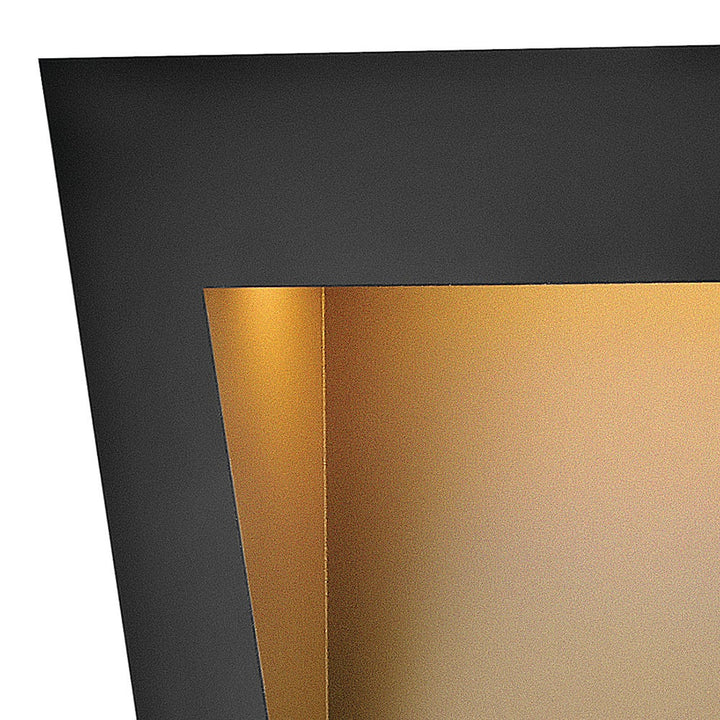 Hinkley Taper Outdoor Wall Light