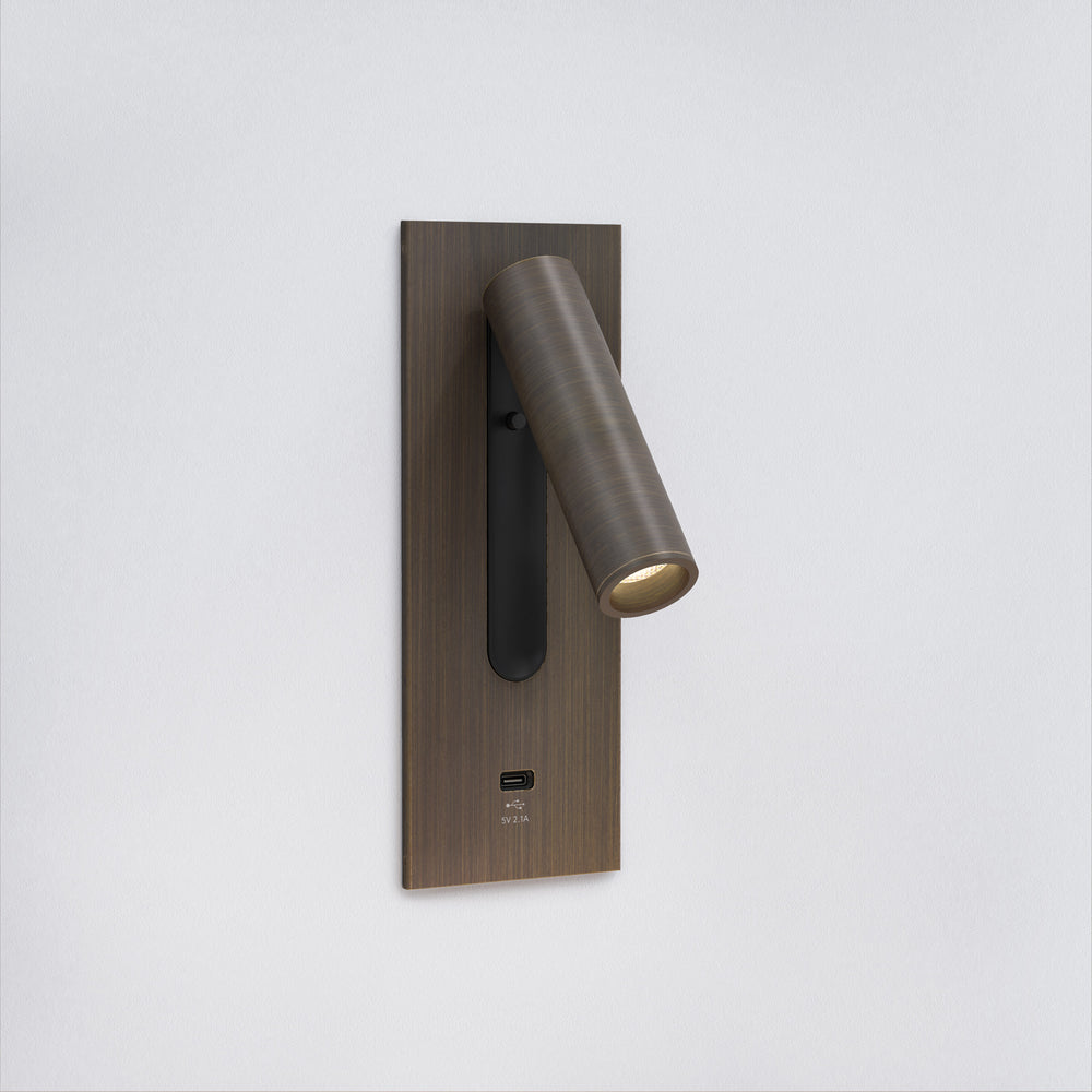 Astro Lighting Fuse 3 USB C - Bronze