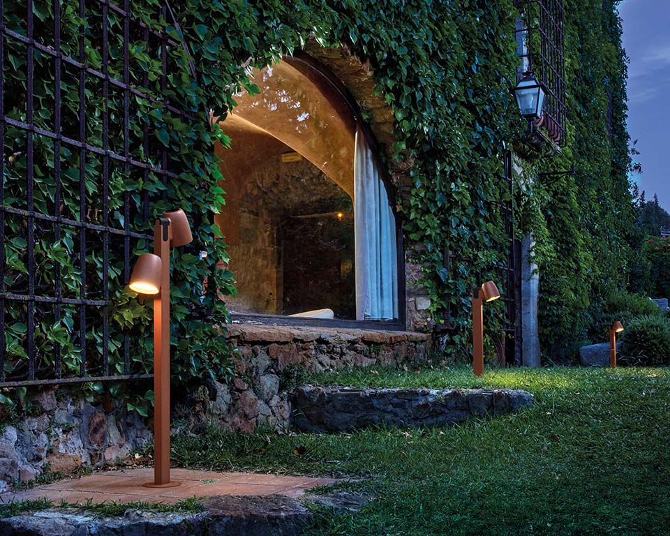Bover Nut B/90/2L Outdoor Bollard