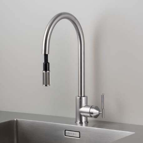 Buster + Punch Kitchen Faucet / Pull Out Mixer / Linear