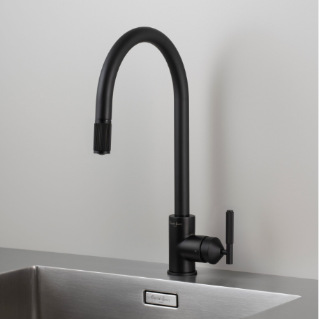 Buster + Punch Kitchen Faucet / Pull Out Mixer / Linear