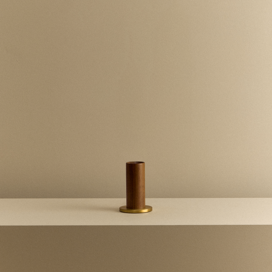 Tala Walnut Knuckle Table Lamp - Model WALT-KT-01-US