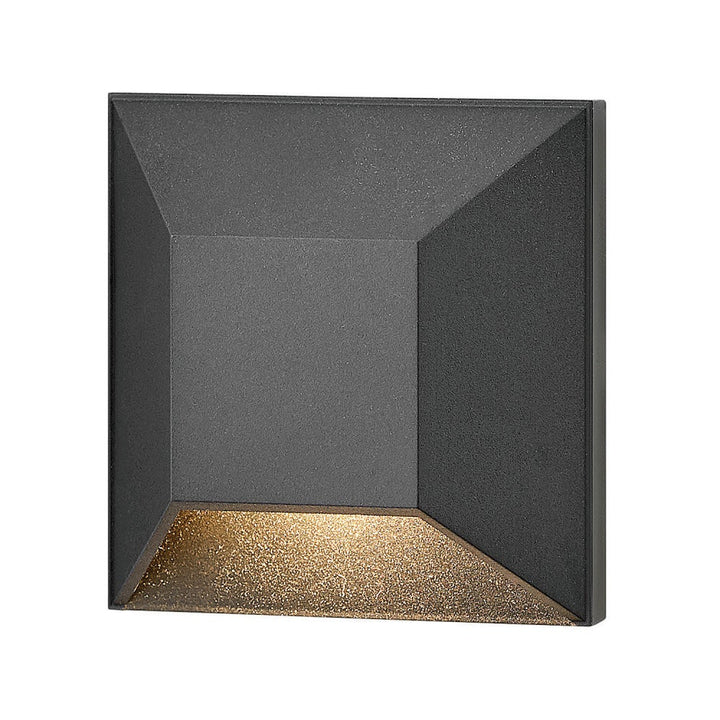 Hinkley Nuvi Landscape Step & Deck Light