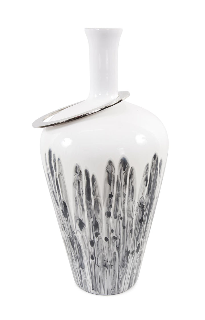 Howard Elliott Albrecht Thin Necked Glass Vase