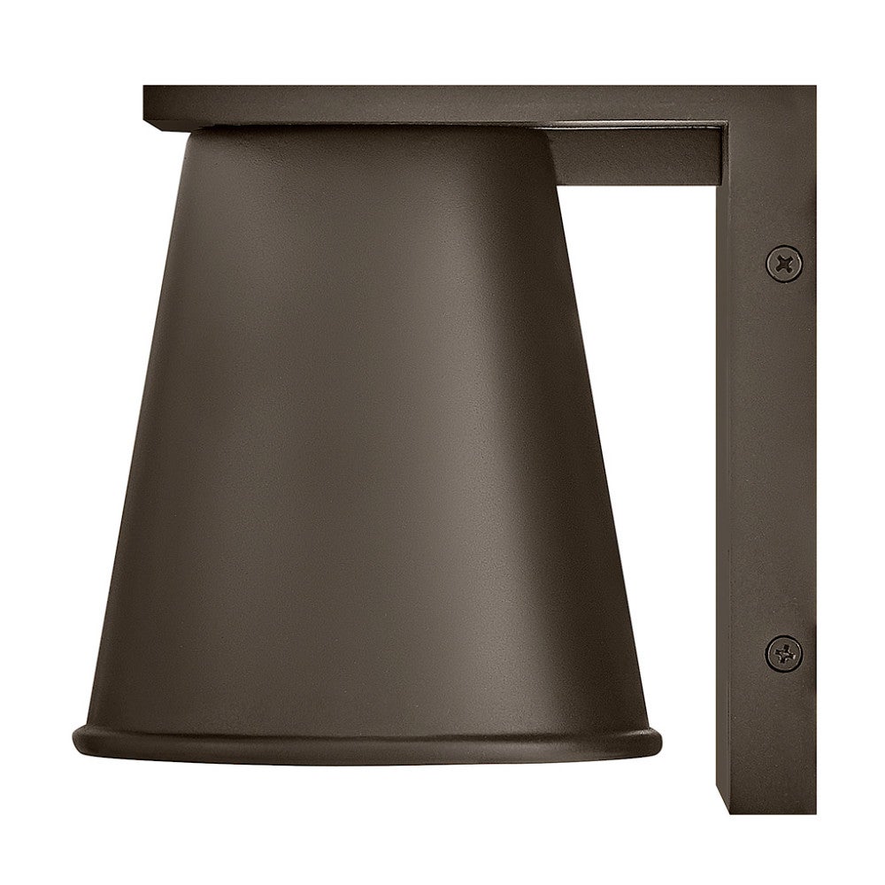 Hinkley Hans Outdoor Wall Light