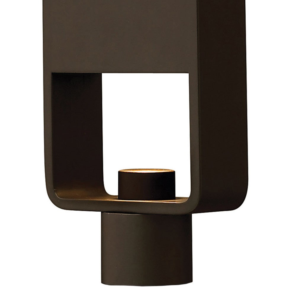 Hinkley Atlantis Outdoor Post Mount Lantern