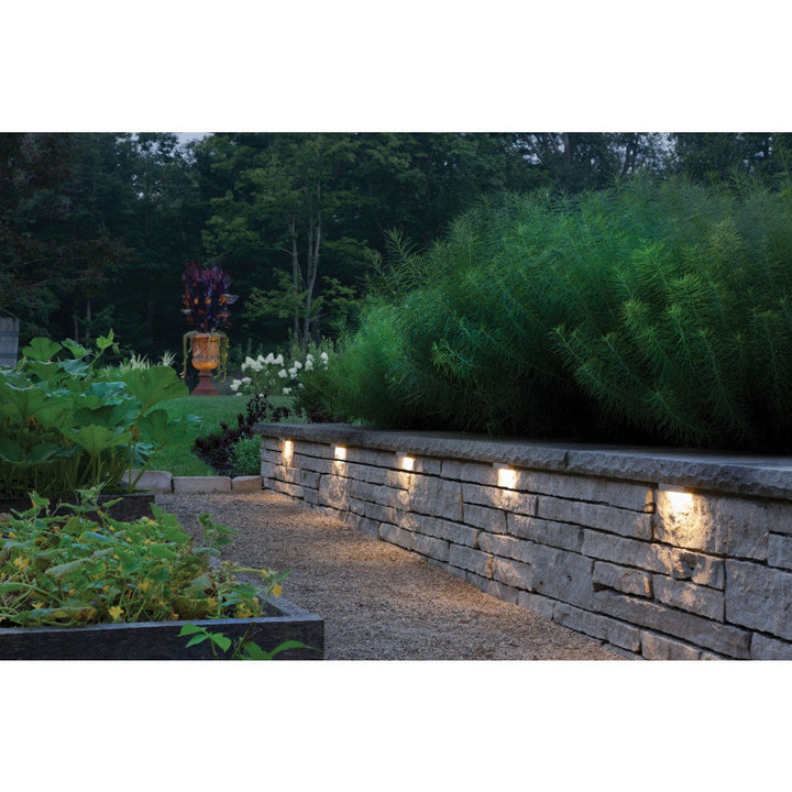 Hinkley Nuvi Landscape Hardscape Light