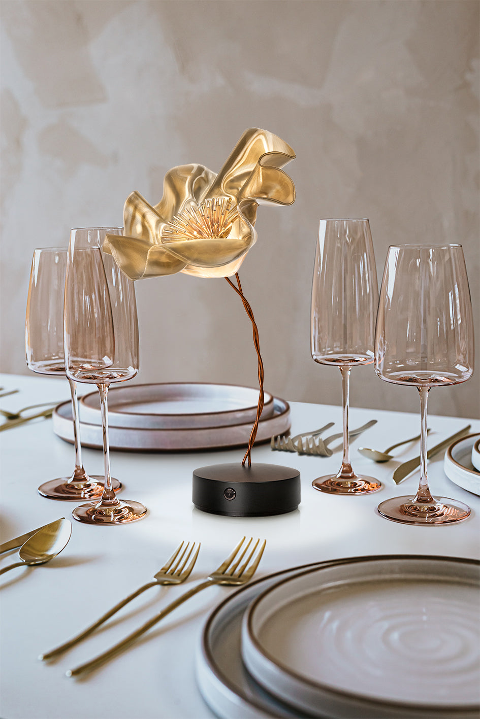 Slamp LaFleur Battery Table Lamp - Velvet