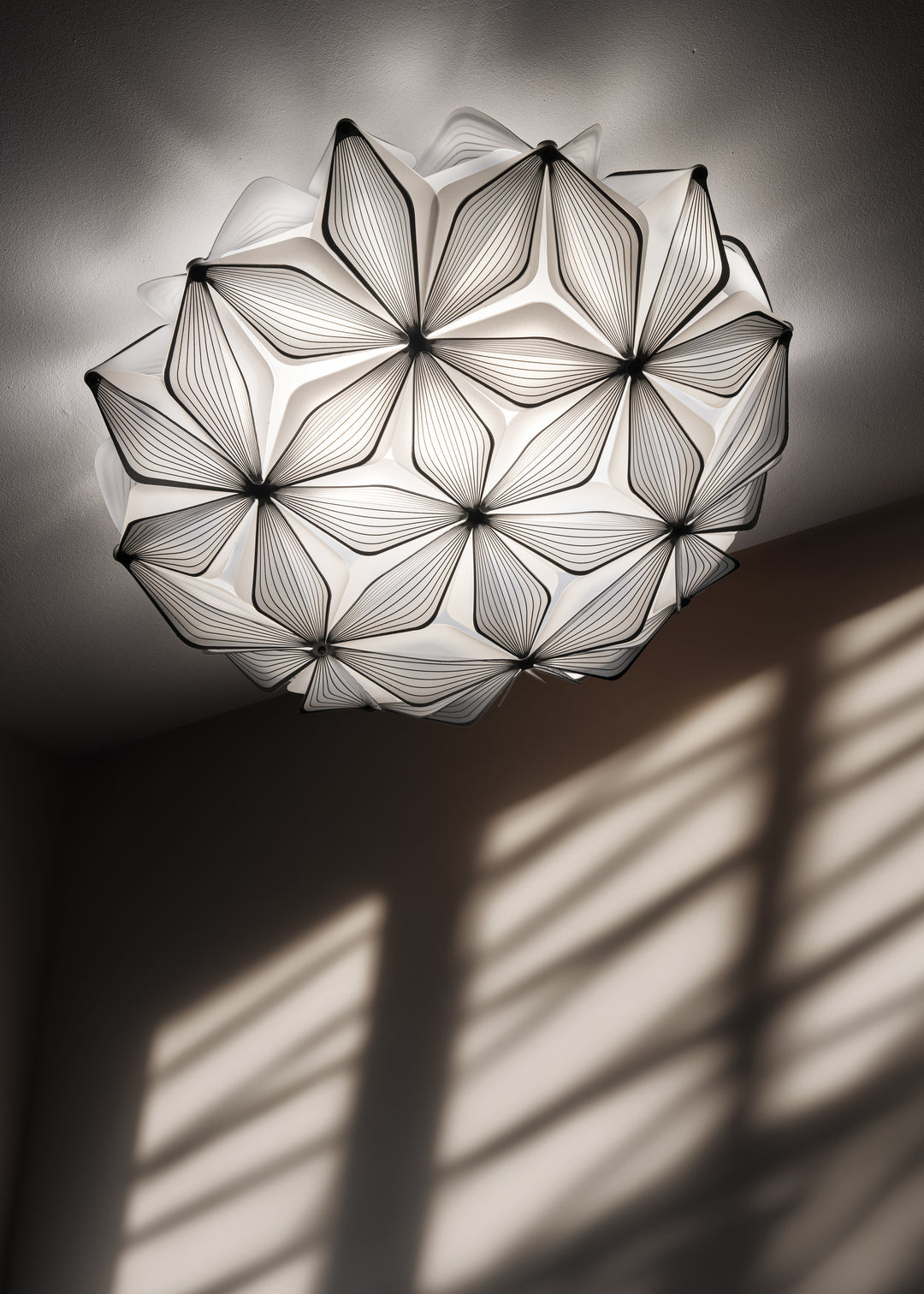 Slamp C'est La Vie Ceiling/Wall Medium - view 3