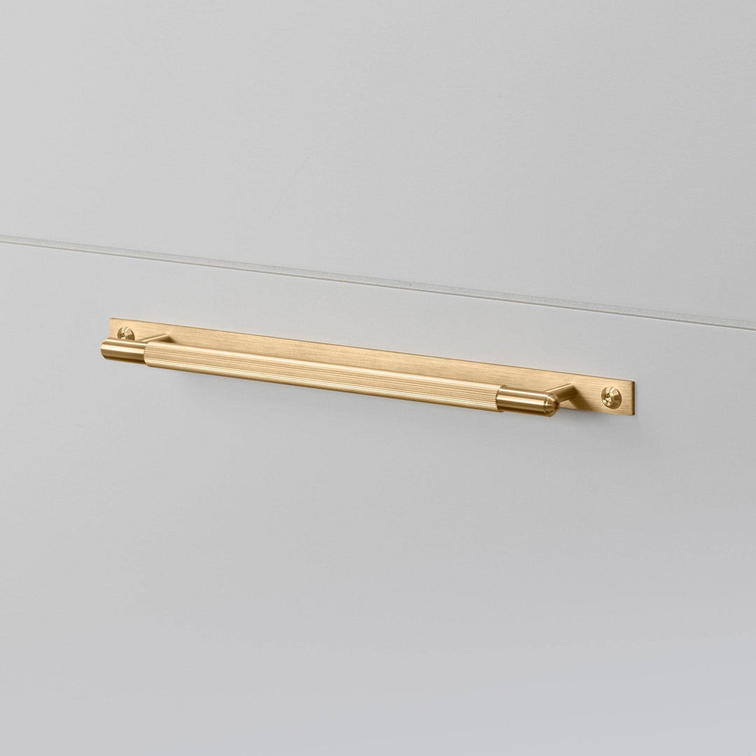 Buster + Punch Pull Bar | Plate | Linear