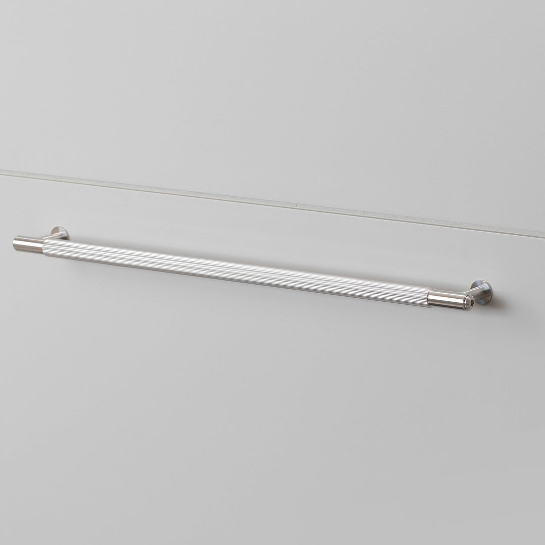 Buster + Punch Pull Bar, Linear Design