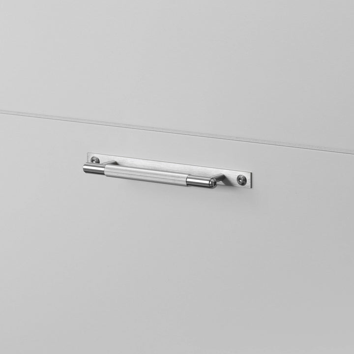 Buster + Punch Pull Bar | Plate | Linear