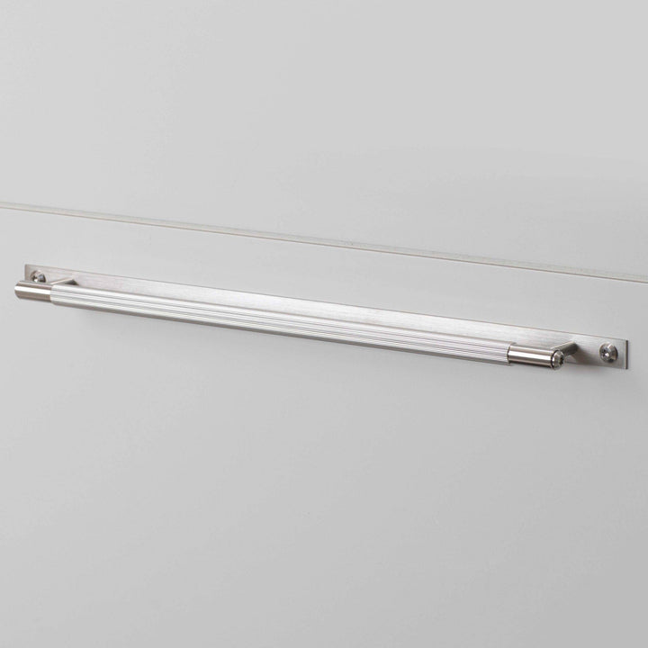 Buster + Punch Pull Bar | Plate | Linear