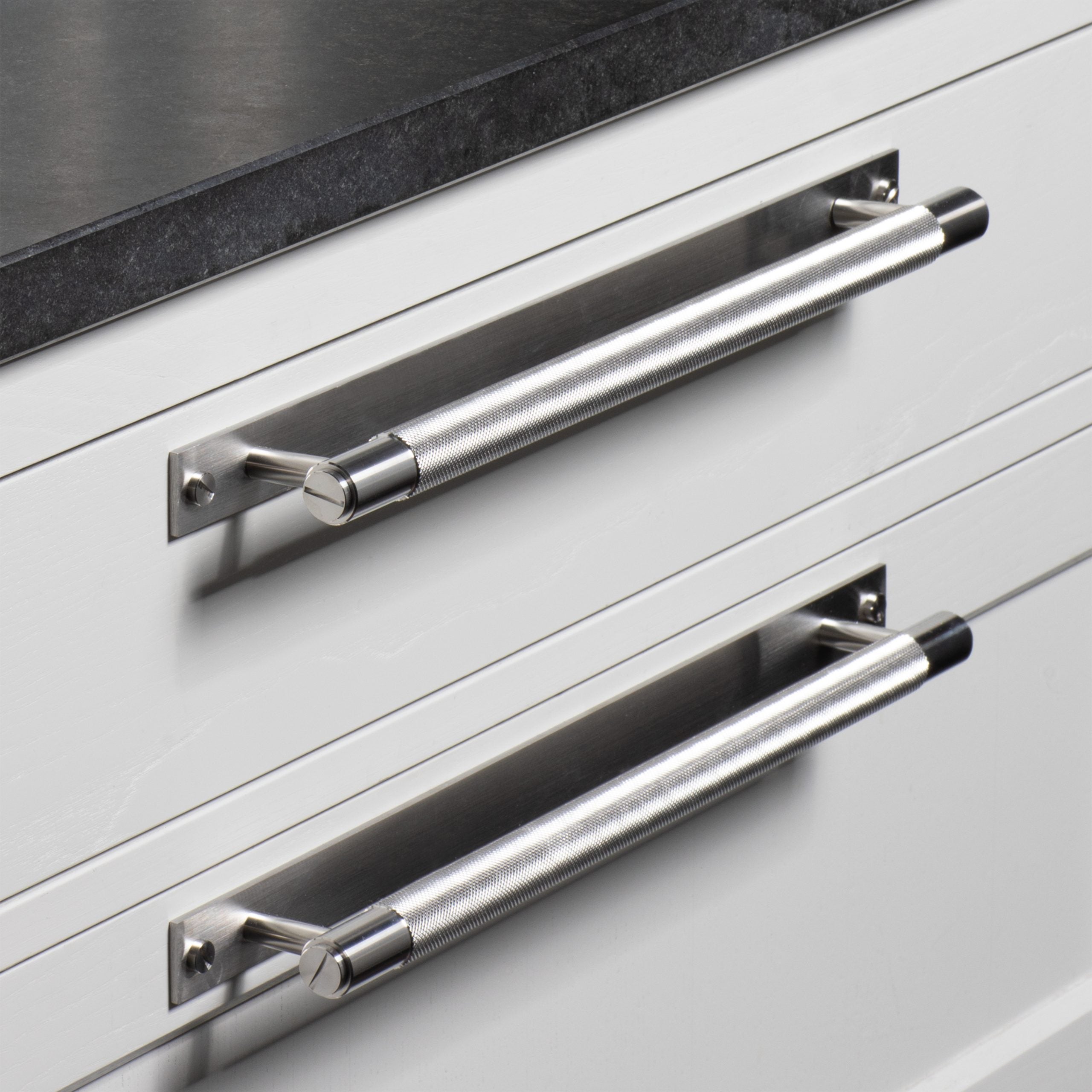 Buster + Punch Pull Bar, Linear Design