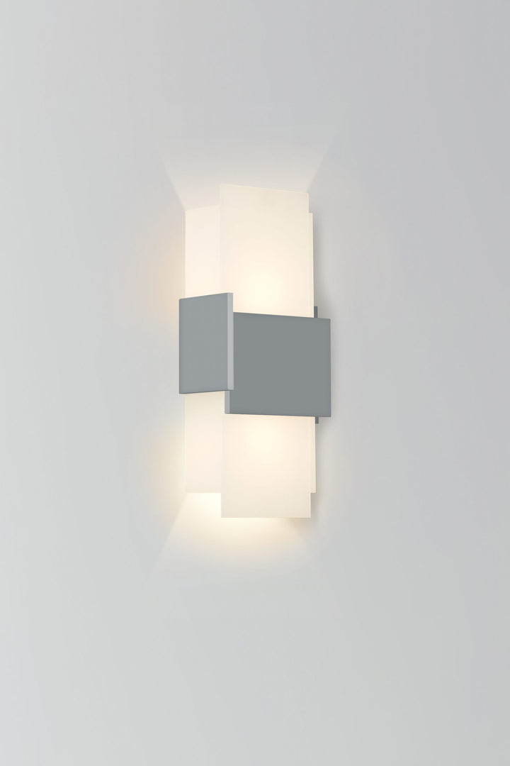 Cerno Acuo Outdoor Wall Sconce