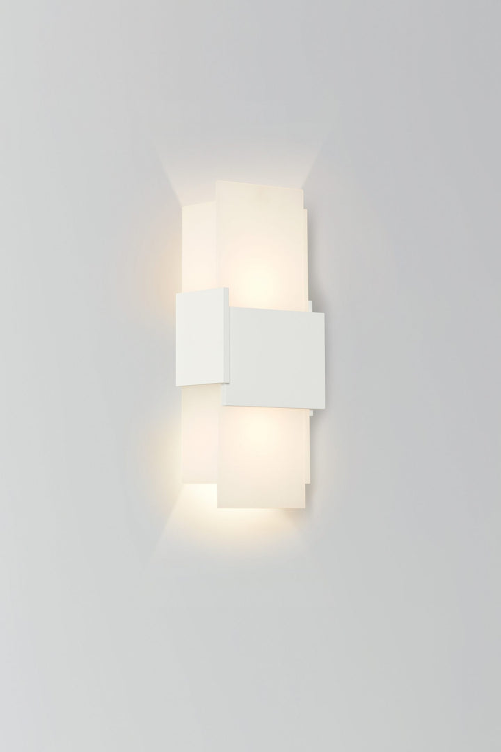 Cerno Acuo Outdoor Wall Sconce