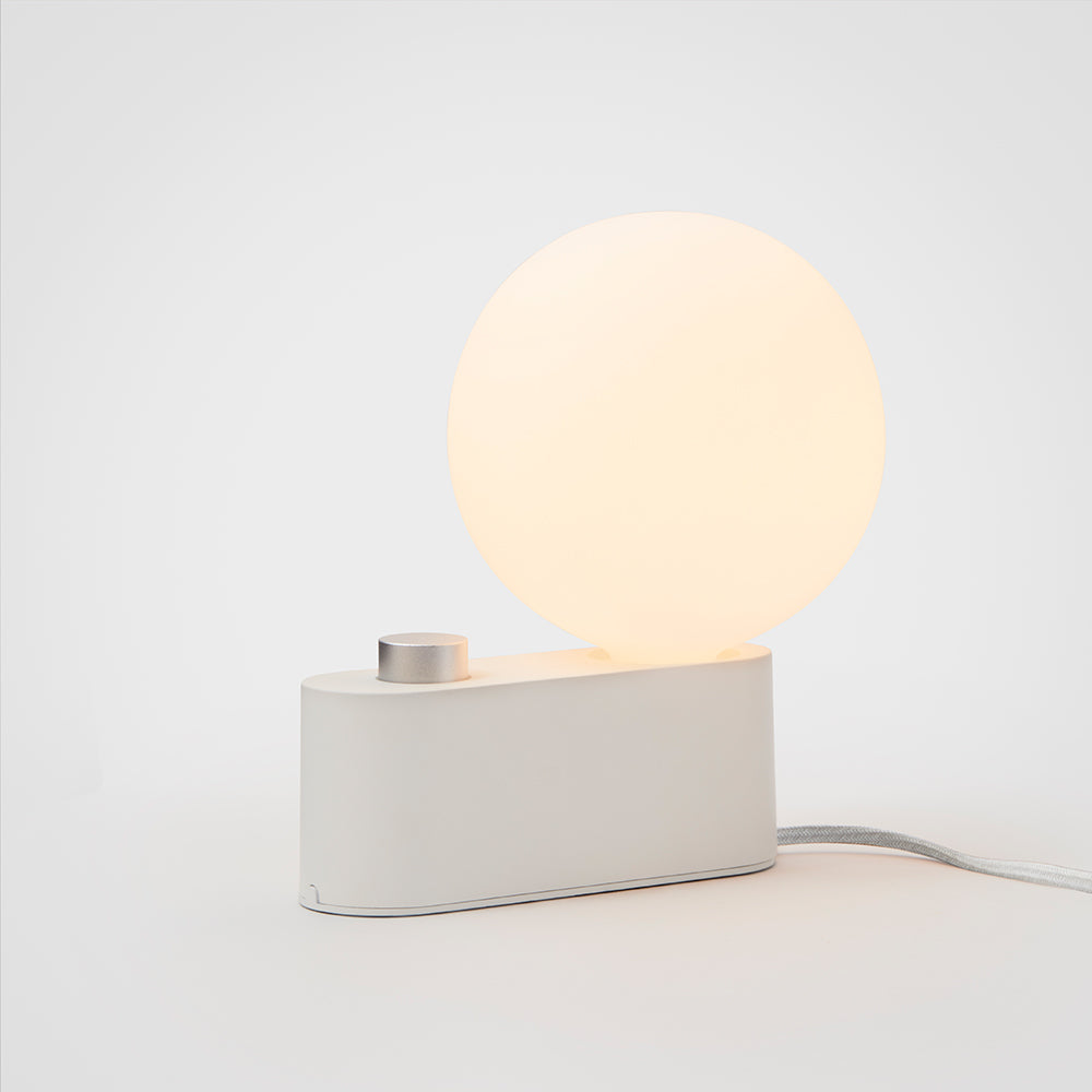 Tala Alumina Table Lamp with Sphere IV US ALM-SPHR-IV | OS Table Lamps Tala Chalk White  