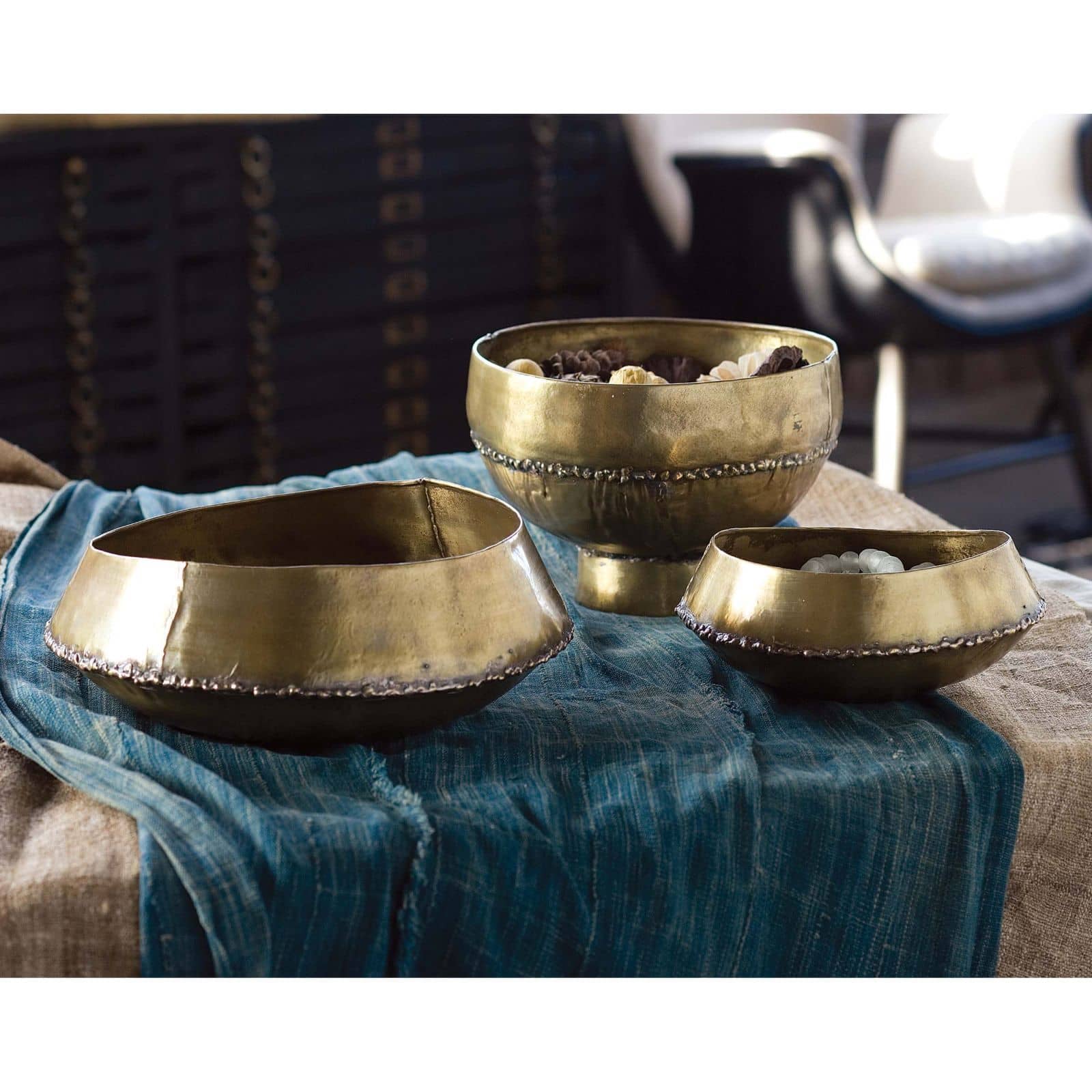 Regina Andrew  Bedouin Bowl Large (Brass) Décor/Home Accent Regina Andrew   