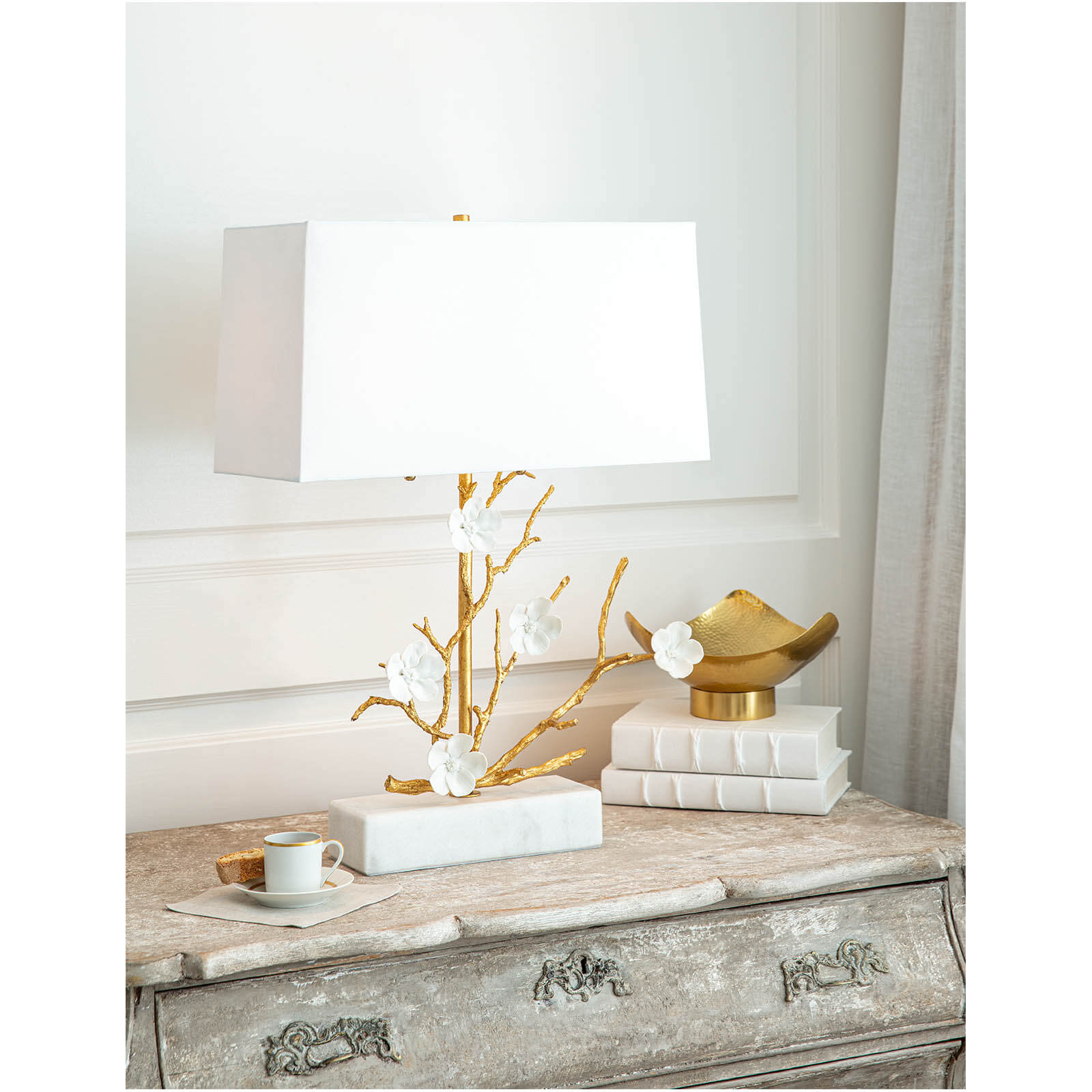 Regina Andrew  Cherise Horizontal Table Lamp (Gold) Lamp Regina Andrew   